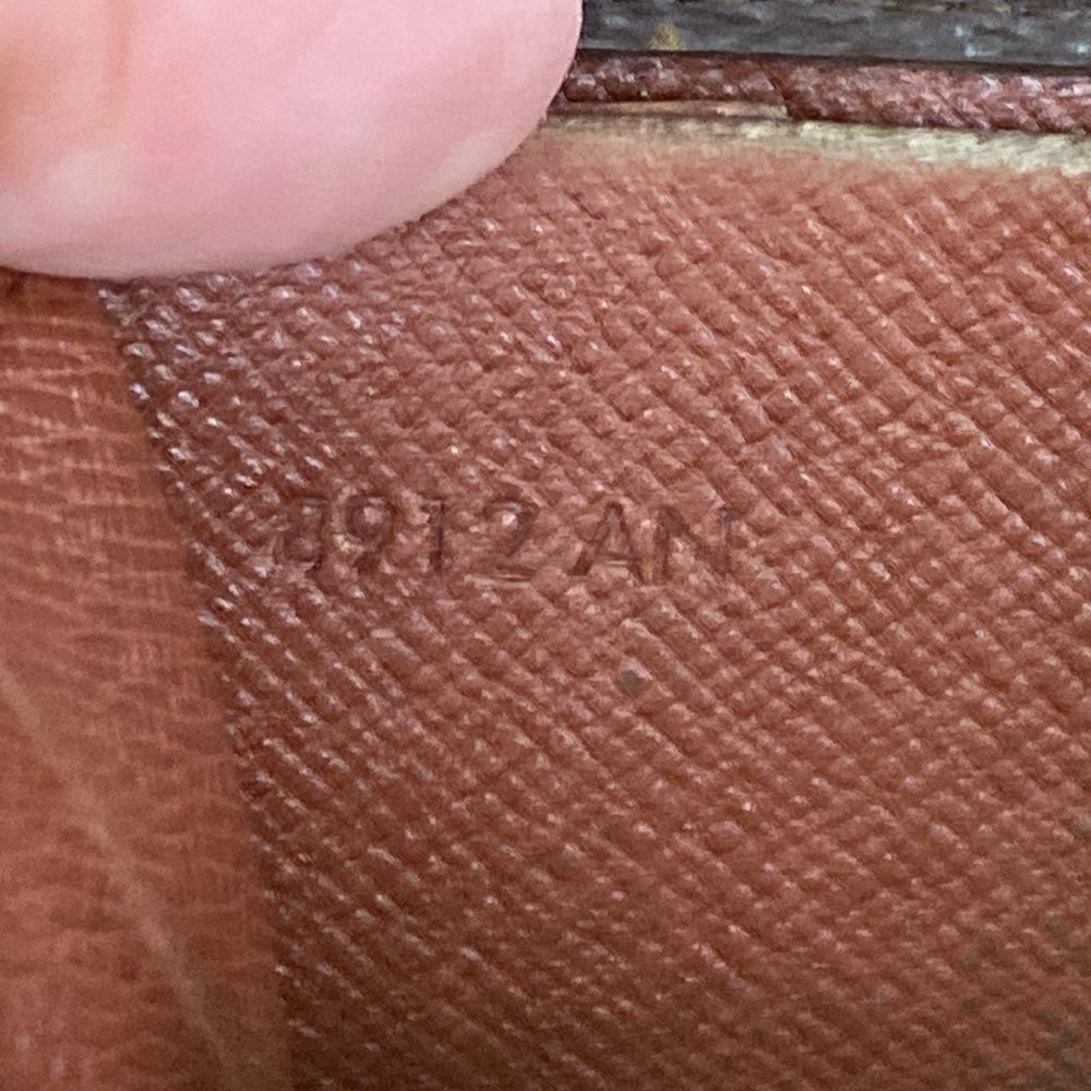Authentic Vintage Louis Vuitton Monogram Portefeiulle Elise Trifold Wallet - Picture 11 of 16